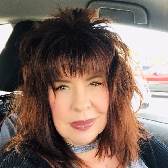 Meet your Posher, Rosemary - Picture 1 of 8